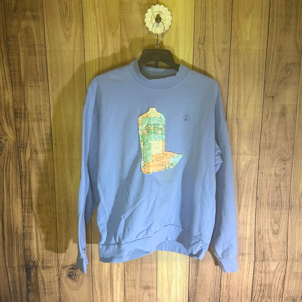 NWT Upcycled Sweatshirt with quilted appliqué size L